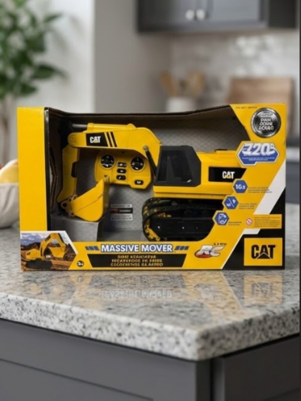 CAT Massive Mover RC Steel Excavator * Brand New*